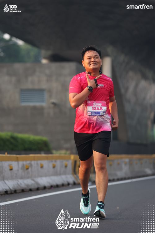 Race photo from Smartfren Run 2025 