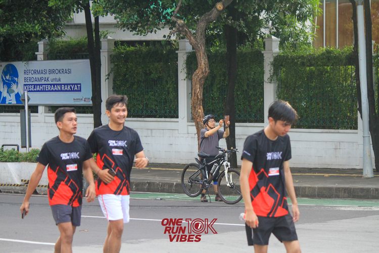Race photo from ONE RUN 10K VIBES JAKARTA