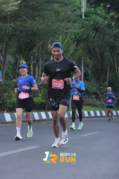 Race photo from Isoplus Run 2024 Surabaya