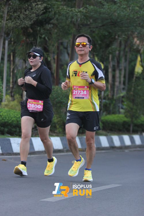 Race photo from Isoplus Run 2024 Surabaya