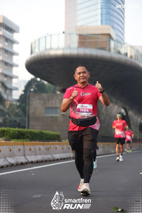 Race photo from Smartfren Run 2025 