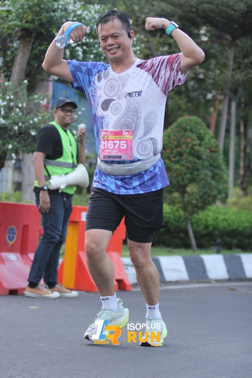 Race photo from Isoplus Run 2024 Surabaya