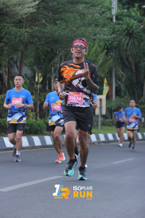 Race photo from Isoplus Run 2024 Surabaya
