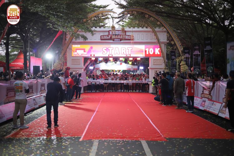 Race photo from Kediri Half Marathon 2024