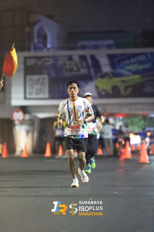 Race photo from SURABAYA ISOPLUS MARATHON 2025