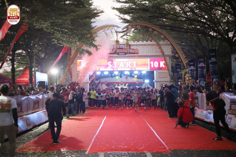 Race photo from Kediri Half Marathon 2024