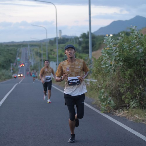Race photo from KEDIRI HALF MARATHON 2026