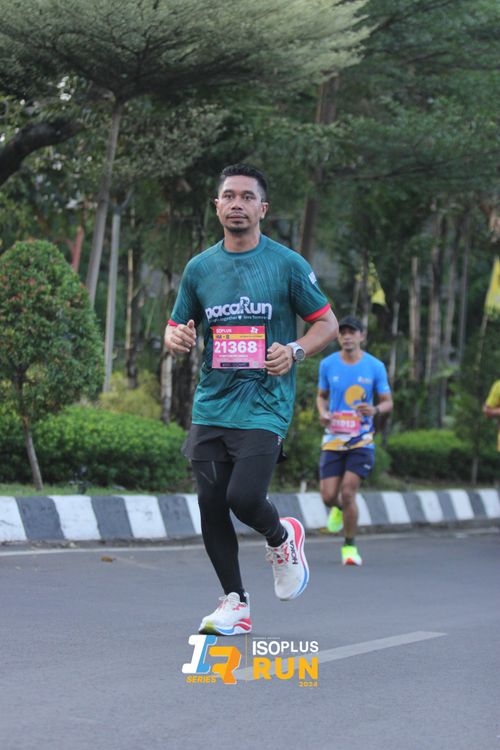 Race photo from Isoplus Run 2024 Surabaya