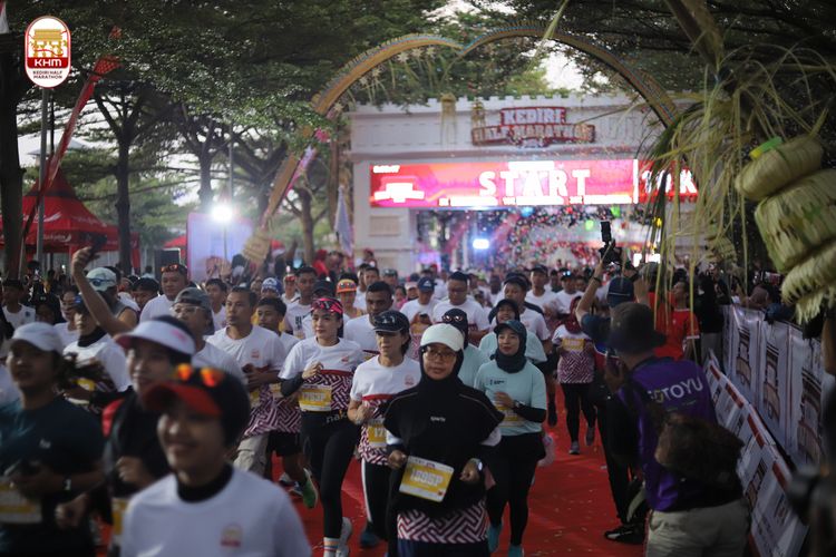 Race photo from Kediri Half Marathon 2024