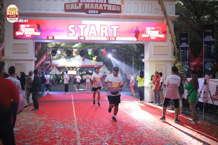 Race photo from Kediri Half Marathon 2024