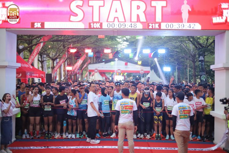 Race photo from Kediri Half Marathon 2024