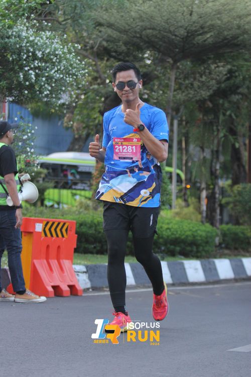 Race photo from Isoplus Run 2024 Surabaya