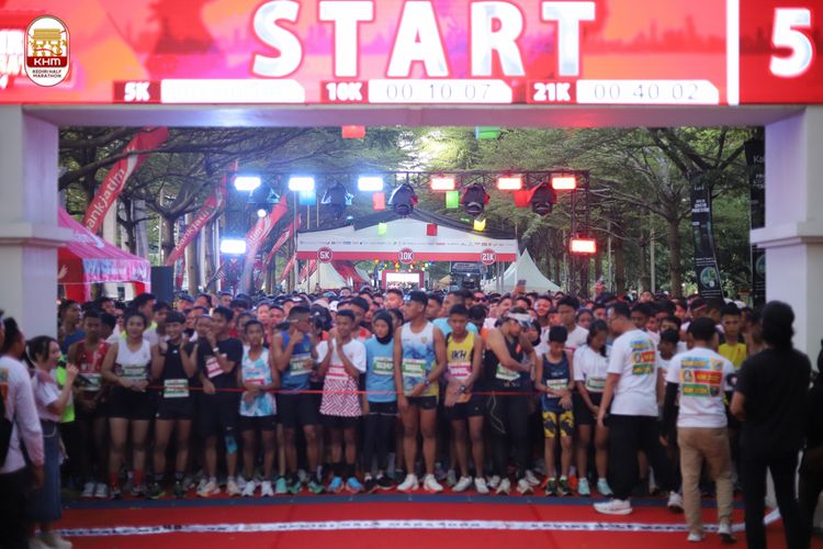 Race photo from Kediri Half Marathon 2024