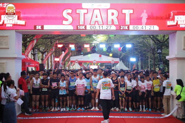 Race photo from Kediri Half Marathon 2024