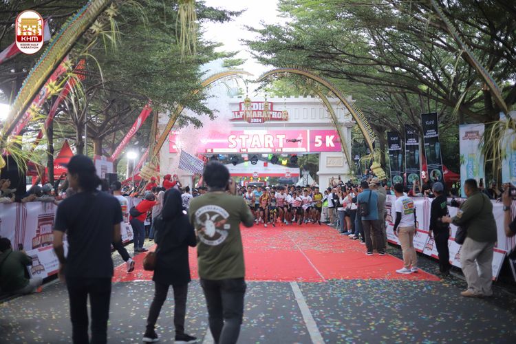 Race photo from Kediri Half Marathon 2024