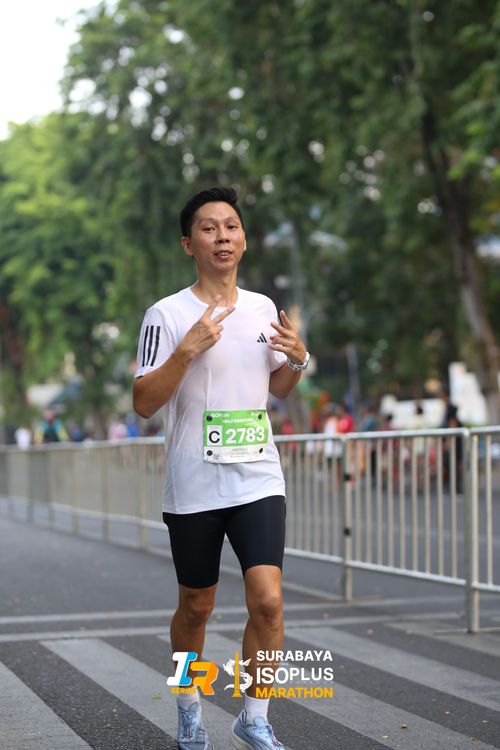 Race photo from SURABAYA ISOPLUS MARATHON 2025