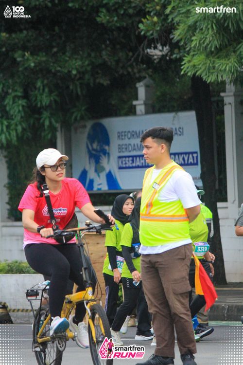 Race photo from Smartfren Run 2025 Vibes