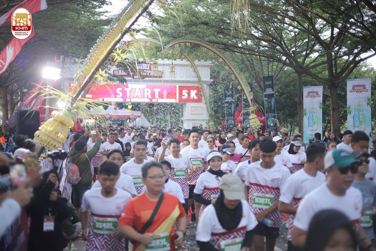 Race photo from Kediri Half Marathon 2024