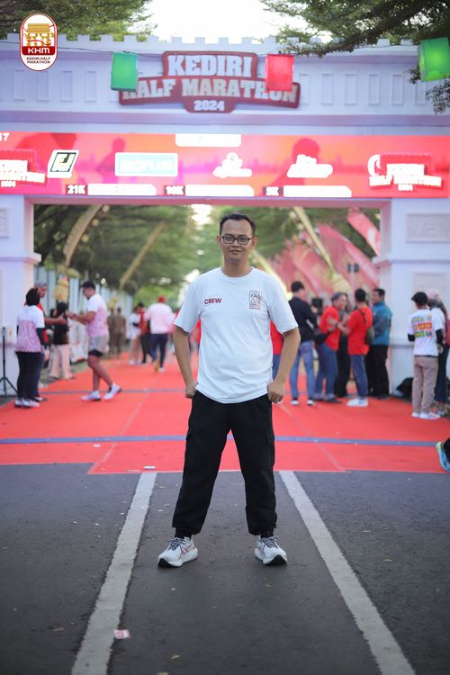 Race photo from Kediri Half Marathon 2024