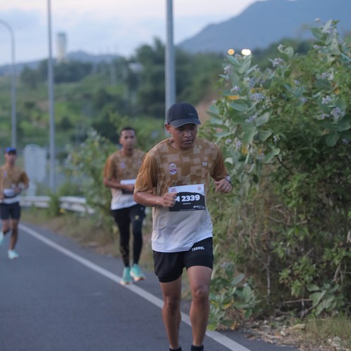 Race photo from KEDIRI HALF MARATHON 2026