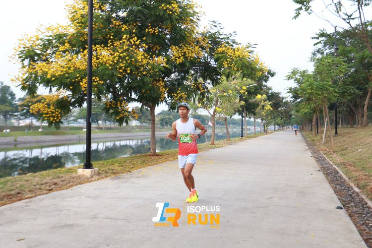 Race photo from ISOPlus Run 2024 Jakarta