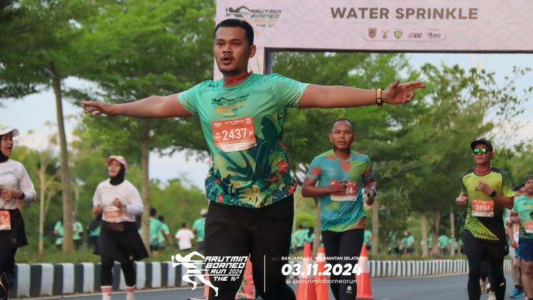 Race photo from Arutmin Borneo Run 2024