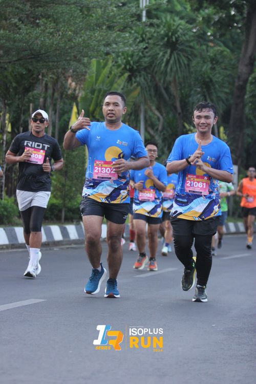 Race photo from Isoplus Run 2024 Surabaya