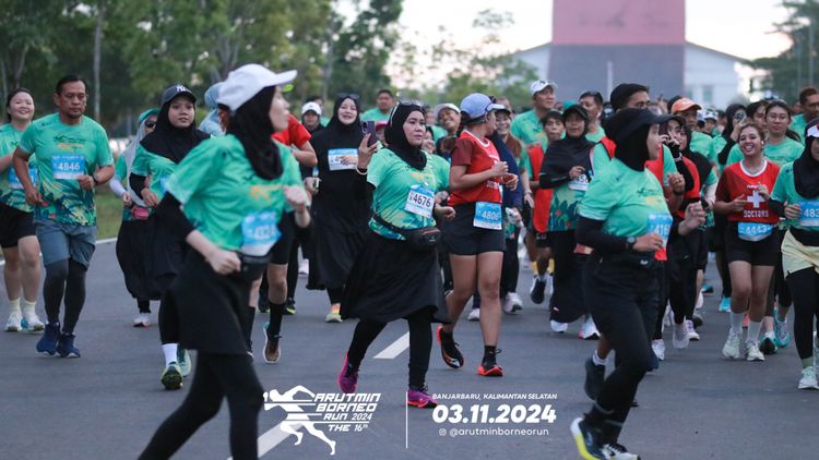 Race photo from Arutmin Borneo Run 2024