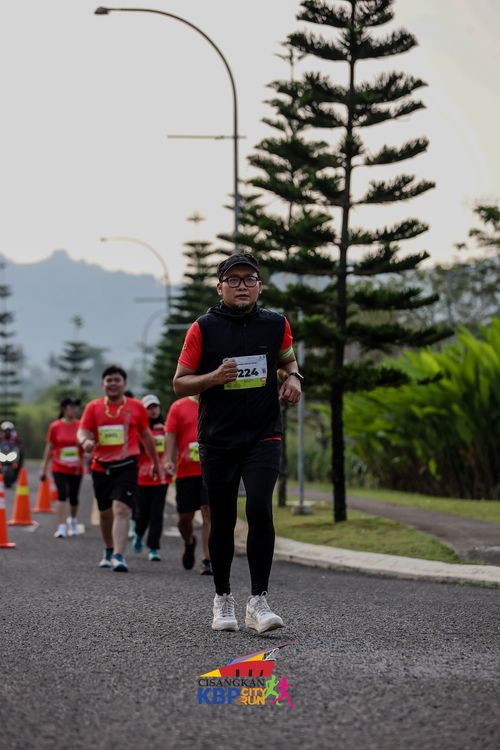 Race photo from CISANGKAN KBP CITY RUN 2025