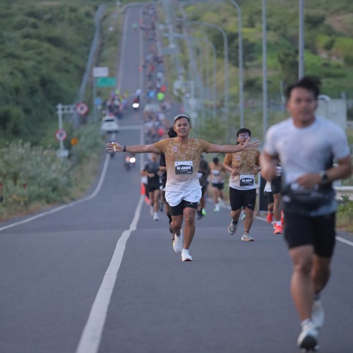 Race photo from KEDIRI HALF MARATHON 2026