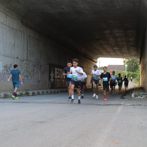 Race photo from KEDIRI HALF MARATHON 2026