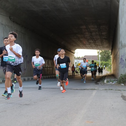 Race photo from KEDIRI HALF MARATHON 2026