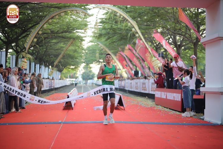 Race photo from Kediri Half Marathon 2024