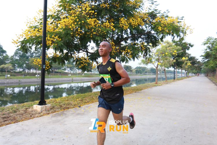 Race photo from ISOPlus Run 2024 Jakarta