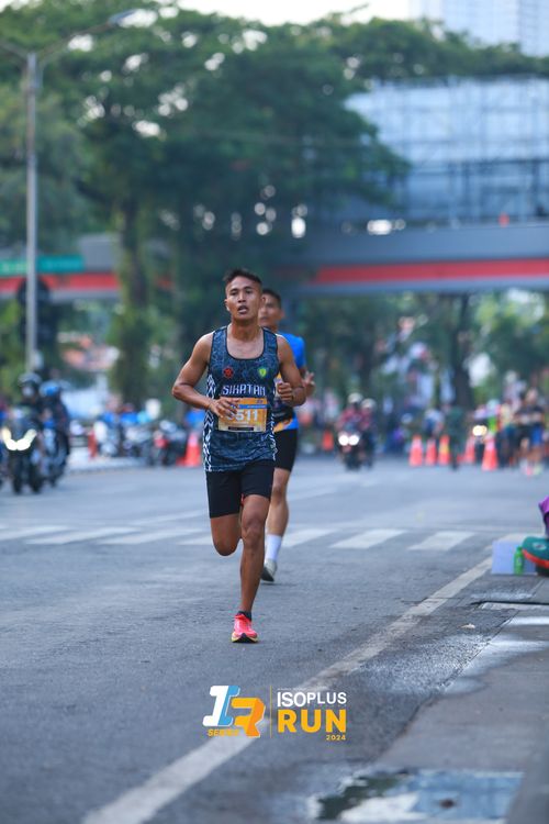 Race photo from Isoplus Run 2024 Surabaya