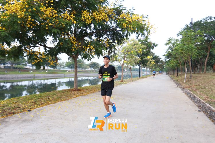 Race photo from ISOPlus Run 2024 Jakarta