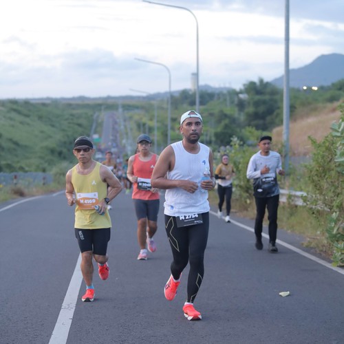 Race photo from KEDIRI HALF MARATHON 2026
