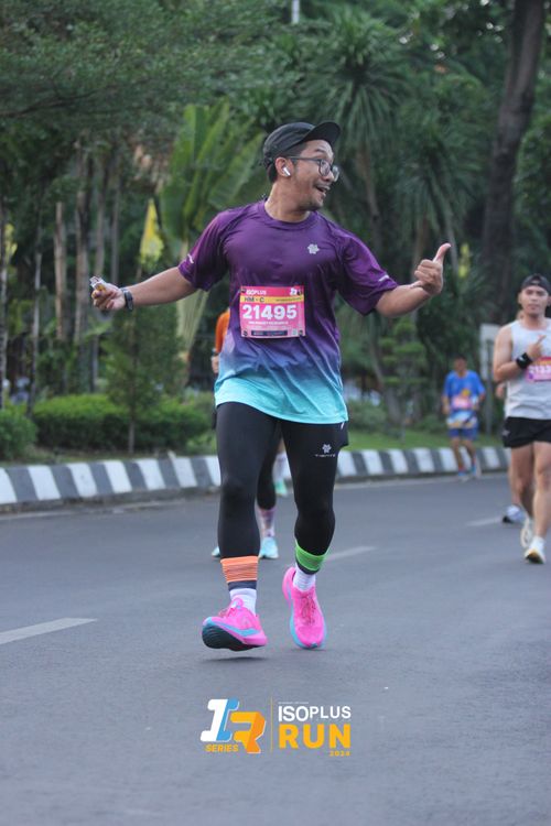 Race photo from Isoplus Run 2024 Surabaya