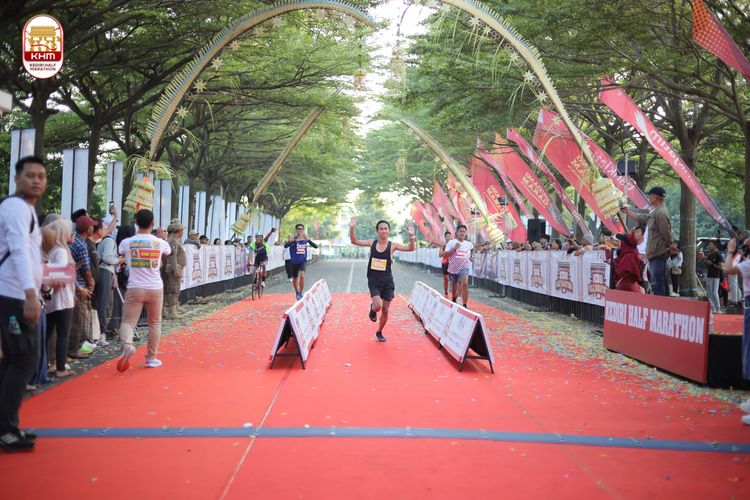 Race photo from Kediri Half Marathon 2024