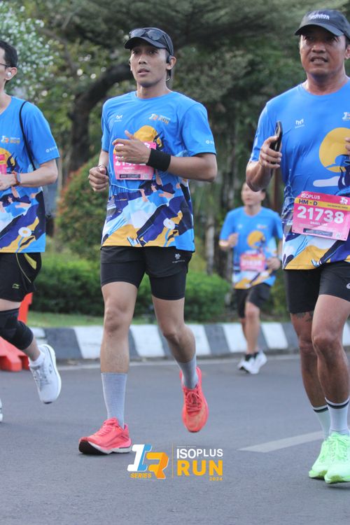 Race photo from Isoplus Run 2024 Surabaya
