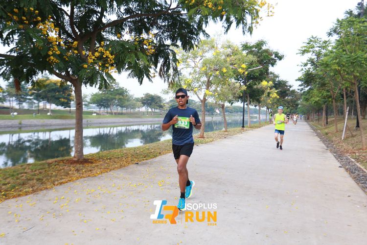 Race photo from ISOPlus Run 2024 Jakarta