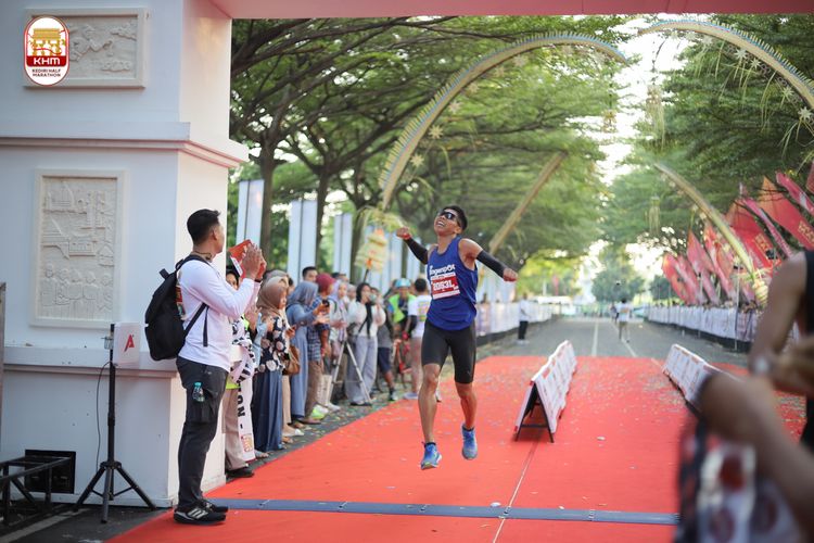 Race photo from Kediri Half Marathon 2024