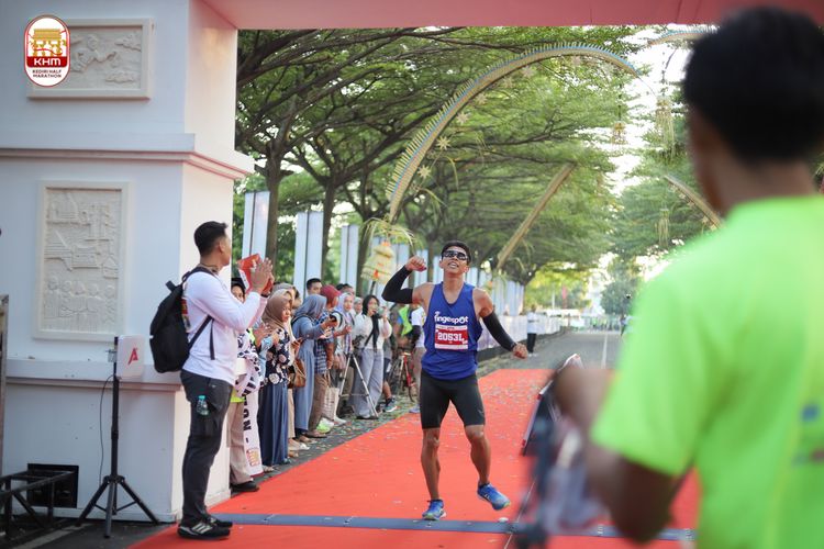Race photo from Kediri Half Marathon 2024