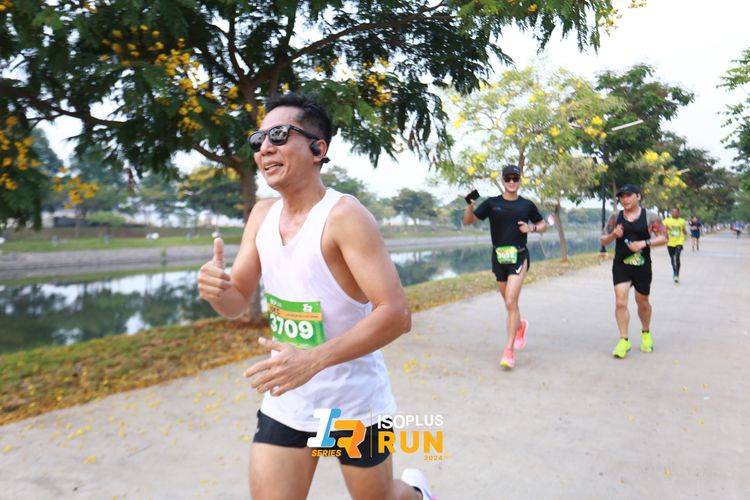 Race photo from ISOPlus Run 2024 Jakarta