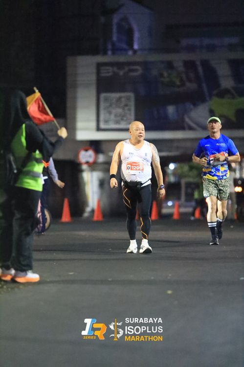 Race photo from SURABAYA ISOPLUS MARATHON 2025