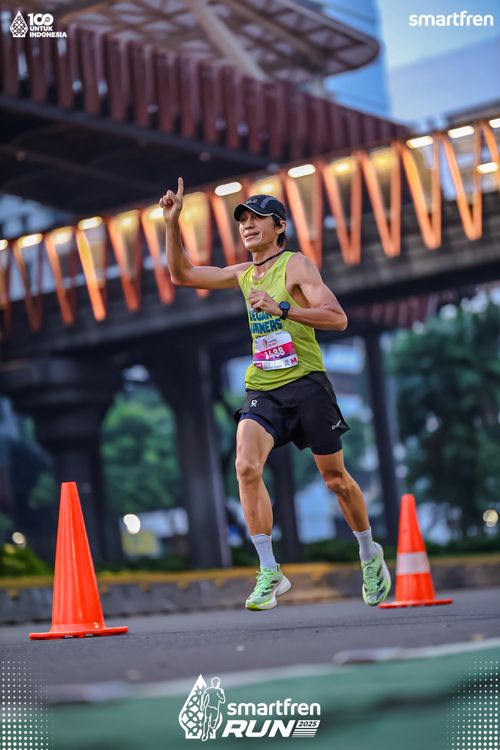 Race photo from Smartfren Run 2025 