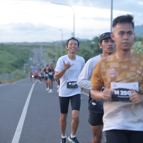 Race photo from KEDIRI HALF MARATHON 2026