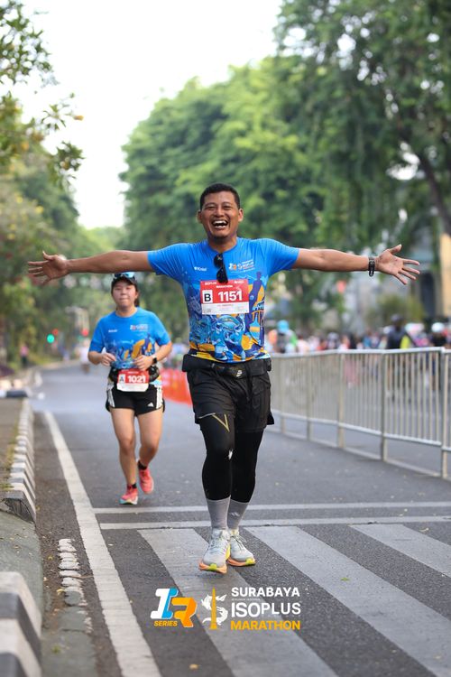 Race photo from SURABAYA ISOPLUS MARATHON 2025