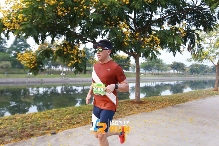 Race photo from ISOPlus Run 2024 Jakarta