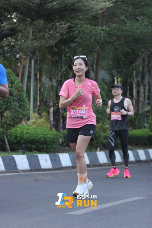 Race photo from Isoplus Run 2024 Surabaya
